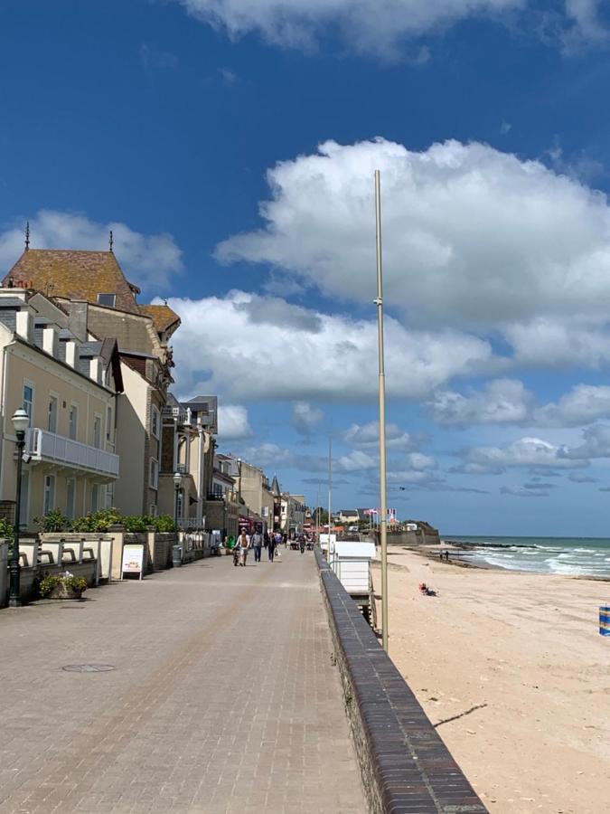 Saint-Aubin-Sur-Mer: Bel appartement traversant Eksteriør billede